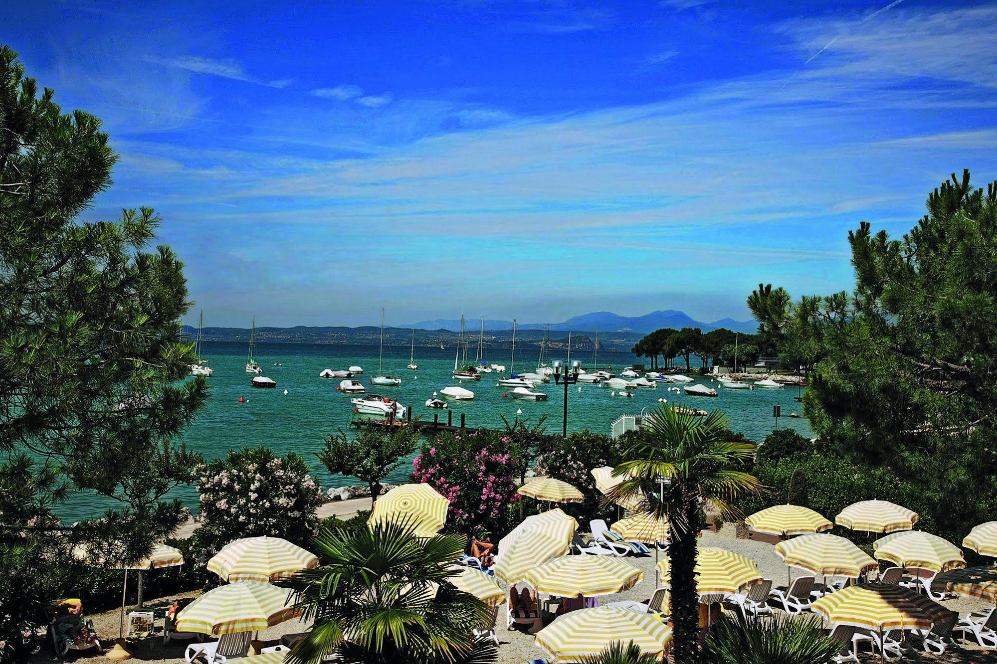 Du Et Bellevue 4*